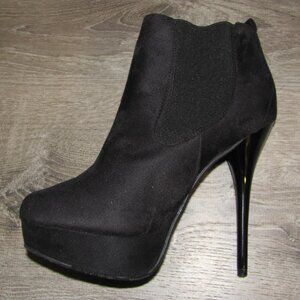 Diva Lounge Black Faux Suede Platform Ankle Booties Boots Stiletto Size 8 NEW